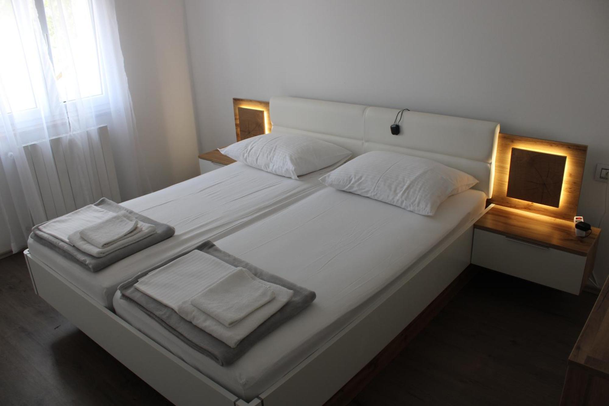 Holiday House Emjalemi Пула Экстерьер фото