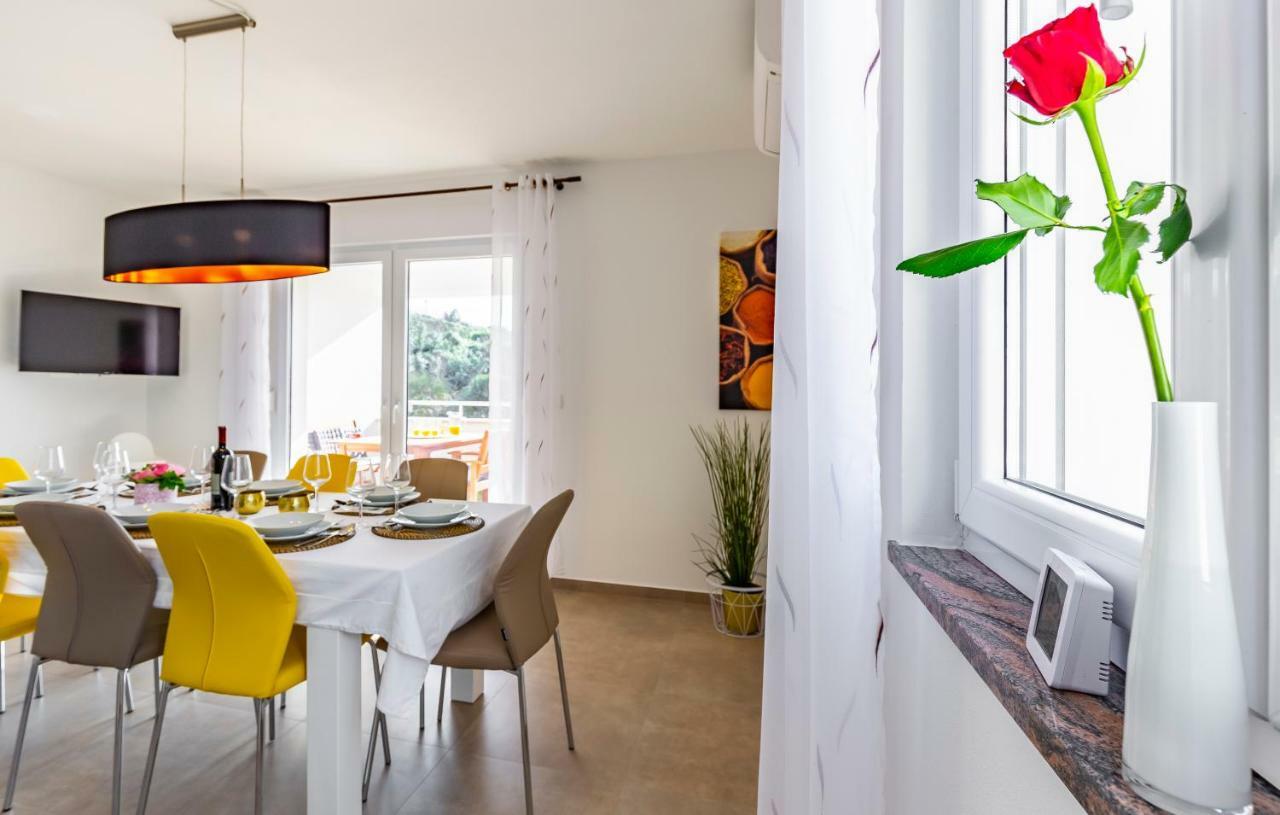 Holiday House Emjalemi Пула Экстерьер фото